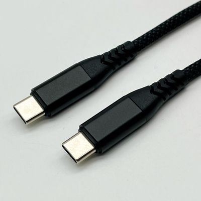 Assemblage de câble moulé USB noir de 1m UL2725 28Awg pour la synchronisation et la recharge rapide des données