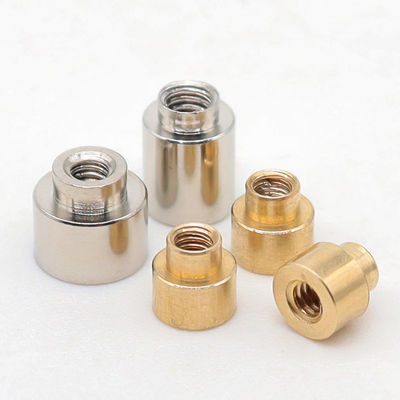 Distributeurs d'acier SMT Type de montage vis monté M3.0 PCB Studs en acier avec filetage interne