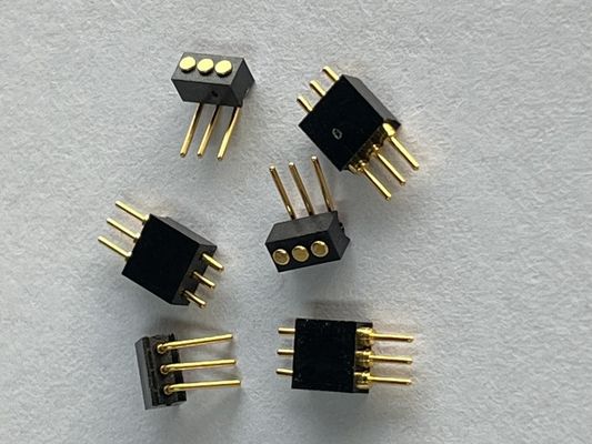 1.27mm 3 épingles à angle droit type de plongée de laiton à ressort chargé connecteur à broche magnétique Pogo