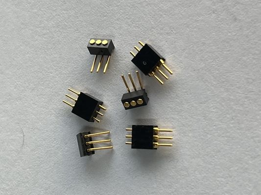 1.27mm 3 épingles à angle droit type de plongée de laiton à ressort chargé connecteur à broche magnétique Pogo