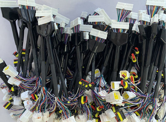 Armoire de câblage automobile personnalisée 24 broches pour les connexions de câbles 24 - 32AWG